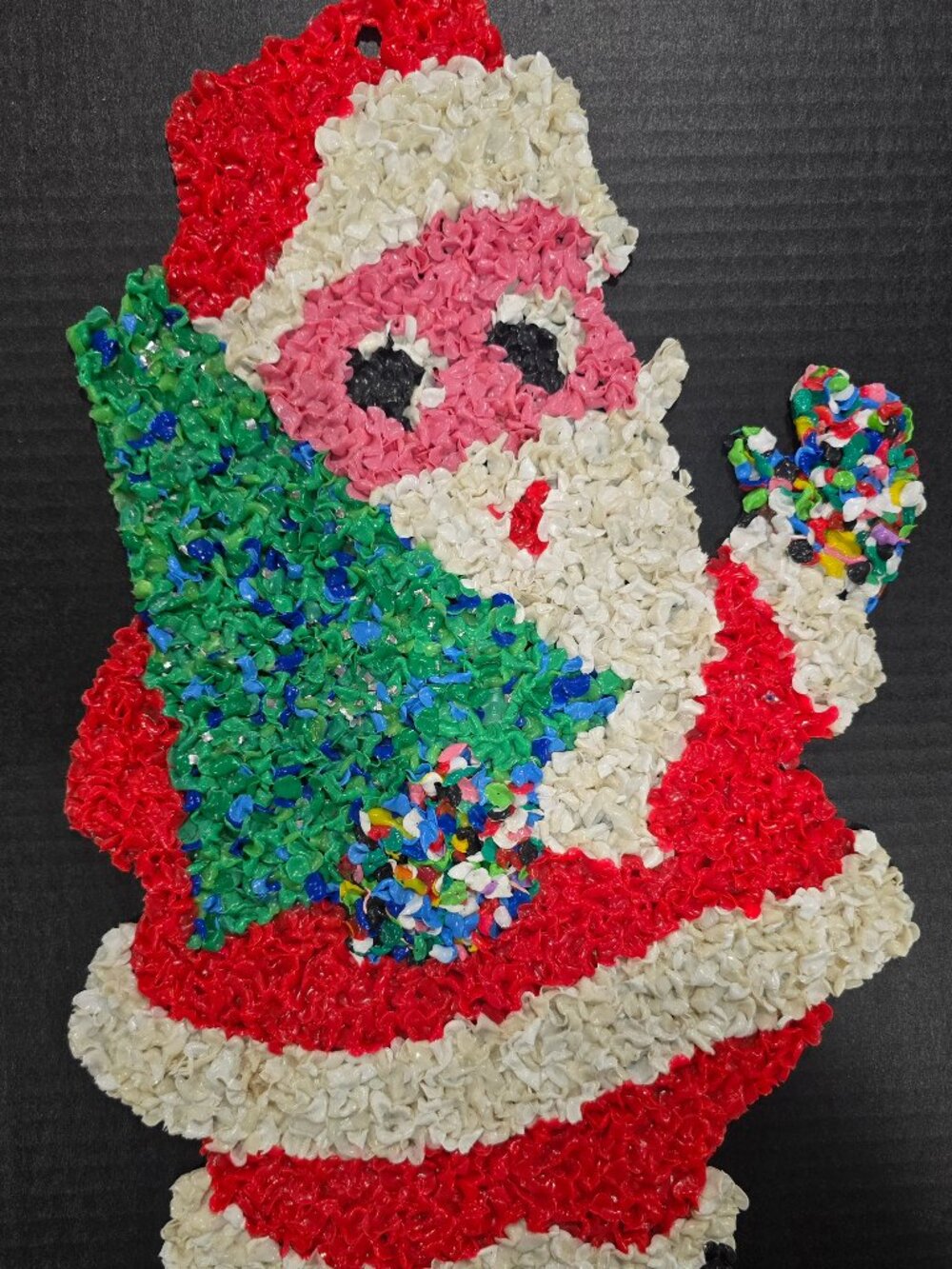 Vintage 1970's Popcorn Melted Plastic Santa Claus Tree 19" Christmas Decoration